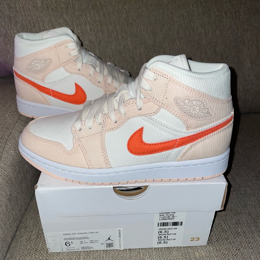 Air Jordan 1 Mid Corduroy Sail